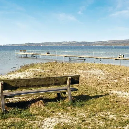 Three-bedroom Holiday In * Ebeltoft
